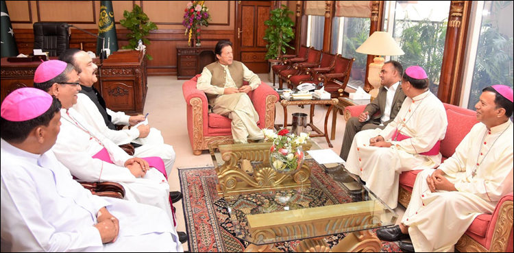 bishops-delegation-hands-over-rs5-6m-cheque-to-pm-for-dam-fund