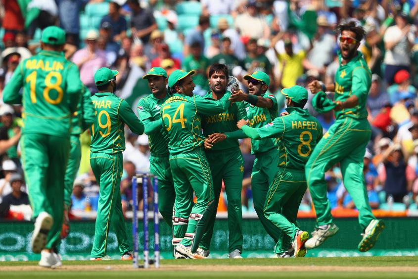 new-zealand-vs-england-clash-decide-pakistans-fate-in-world-cup