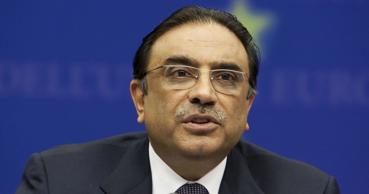 court-sends-asif-ali-zardari-to-jail-on-judicial-remand